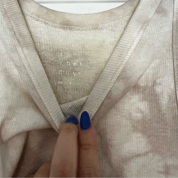 A NEW DAY RIBBED TANK SIZE MEDIUM - Picture 2 of 2